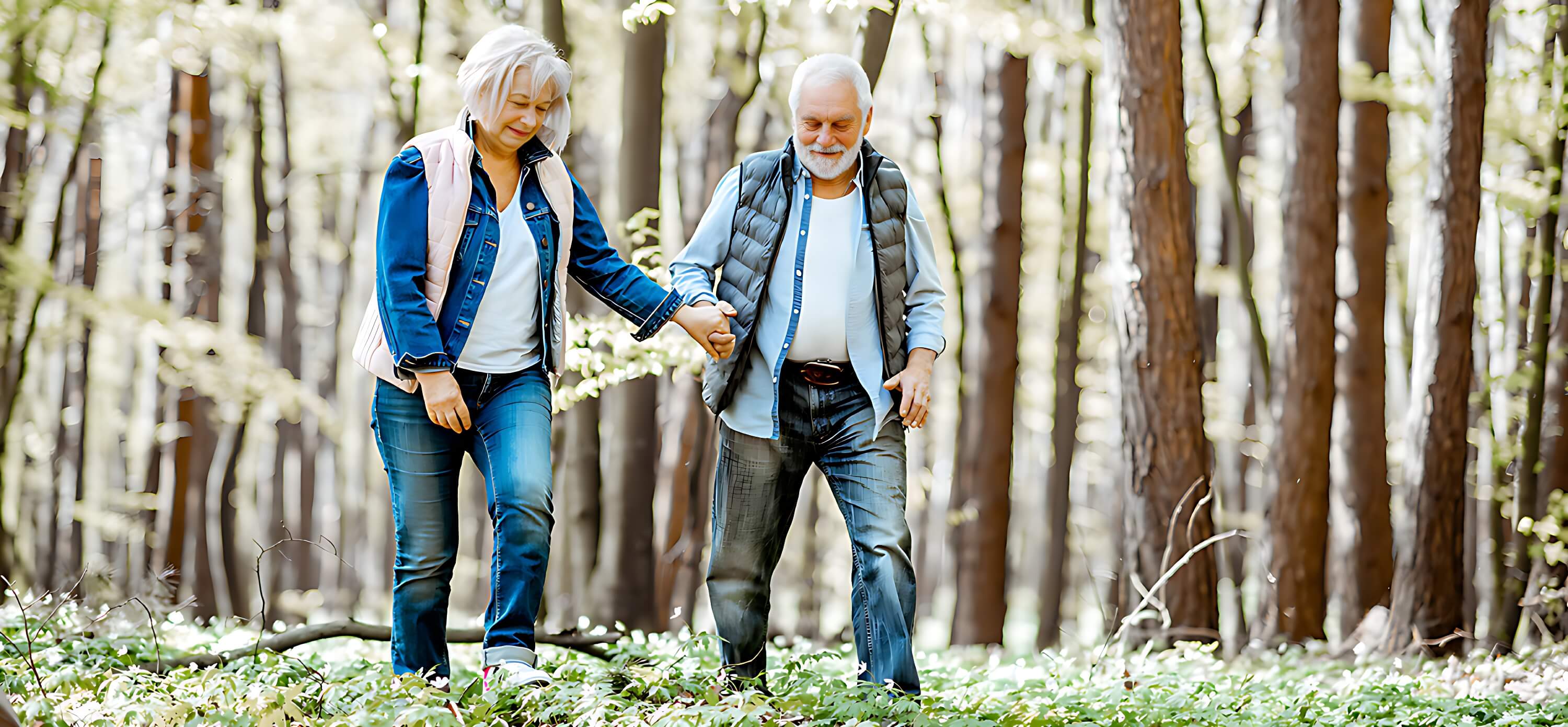 Senior couple, walking, exercising, manage type 2 diabetes, Act4Diabetes
